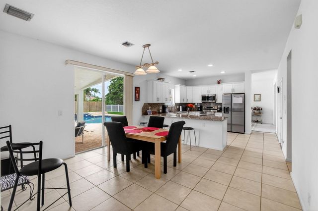 6305 Blue Bay Circle, Lake Worth, FL 33467