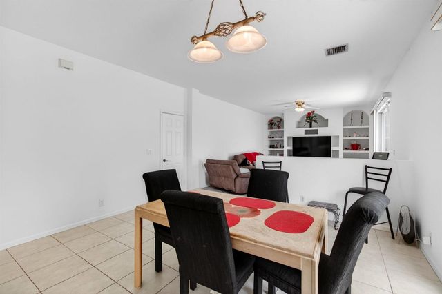 6305 Blue Bay Circle, Lake Worth, FL 33467