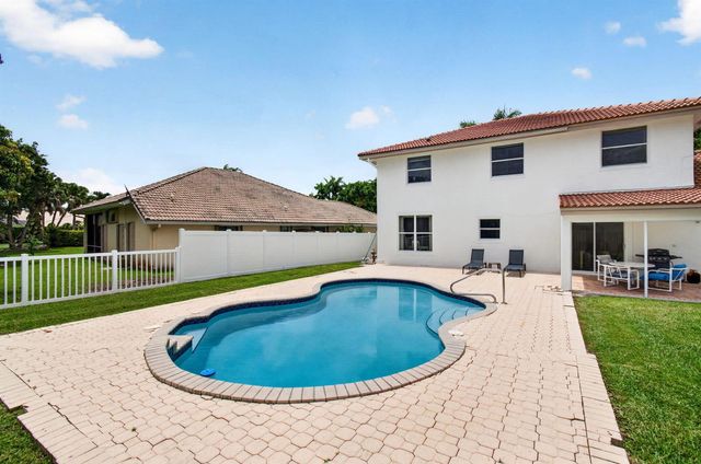 6305 Blue Bay Circle, Lake Worth, FL 33467