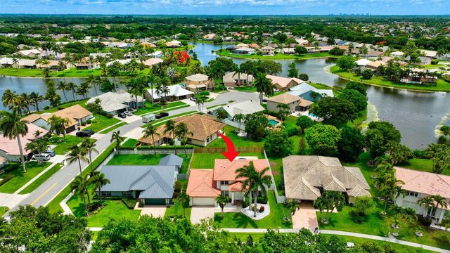 6305 Blue Bay Circle, Lake Worth, FL 33467