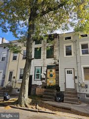32 SEWARD AVE, Trenton, NJ 08609