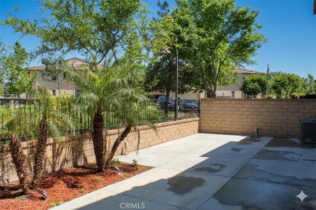 3287 E Wild Horse Privado 8, Ontario, CA 91762