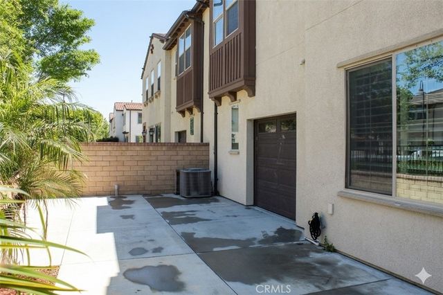 3287 E Wild Horse Privado 8, Ontario, CA 91762
