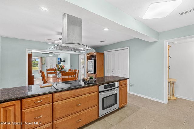 412 Emerald Drive S, Indian Harbour Beach, FL 32937