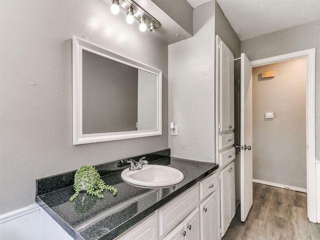315 W Silverwood Drive, Midwest City, OK 73110