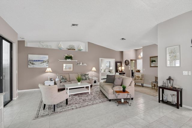 4810 Catamaran Circle, Boynton Beach, FL 33436