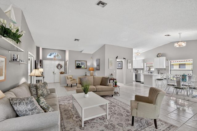 4810 Catamaran Circle, Boynton Beach, FL 33436