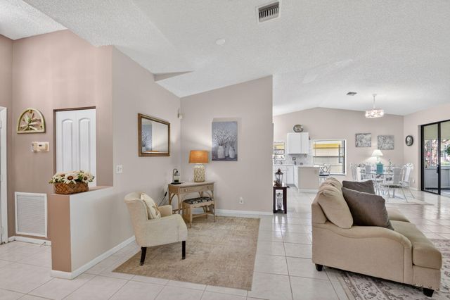 4810 Catamaran Circle, Boynton Beach, FL 33436