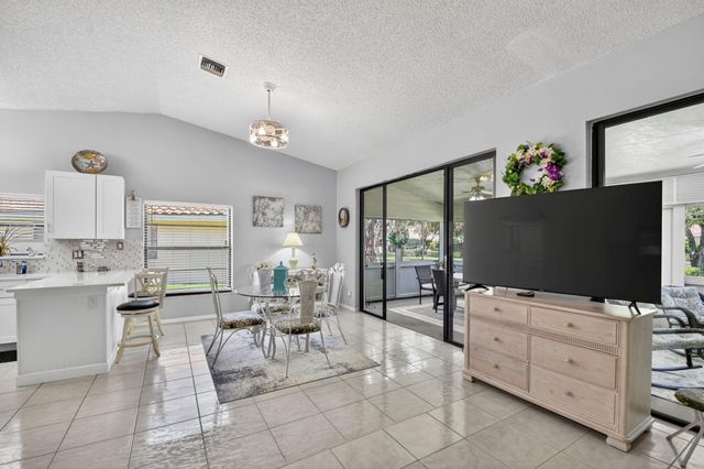 4810 Catamaran Circle, Boynton Beach, FL 33436