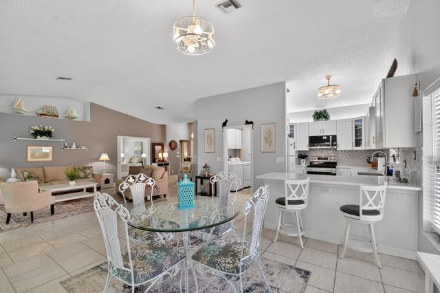4810 Catamaran Circle, Boynton Beach, FL 33436