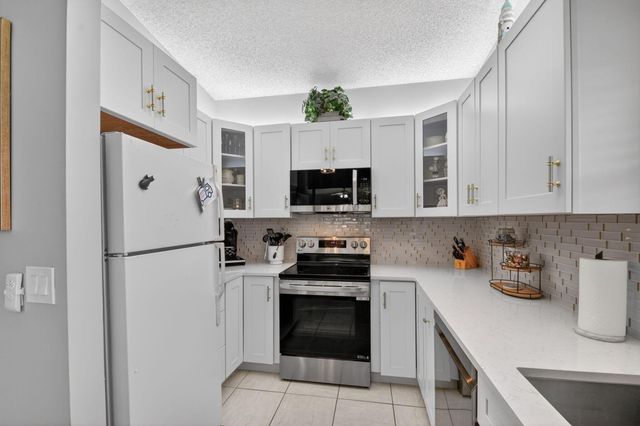 4810 Catamaran Circle, Boynton Beach, FL 33436