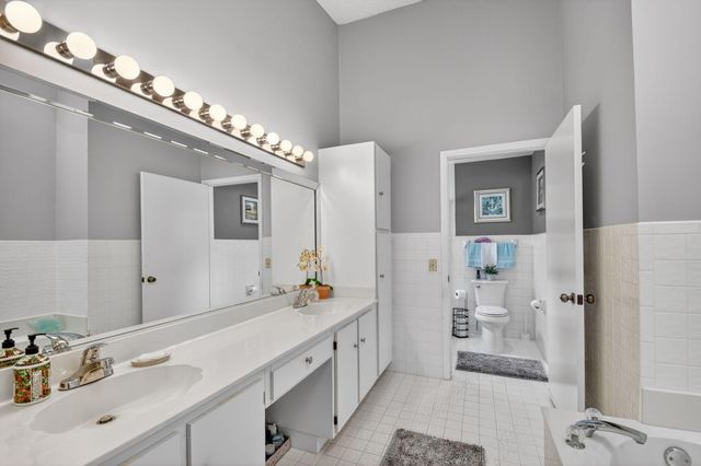 4810 Catamaran Circle, Boynton Beach, FL 33436