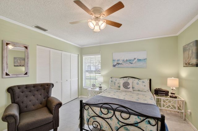 4810 Catamaran Circle, Boynton Beach, FL 33436