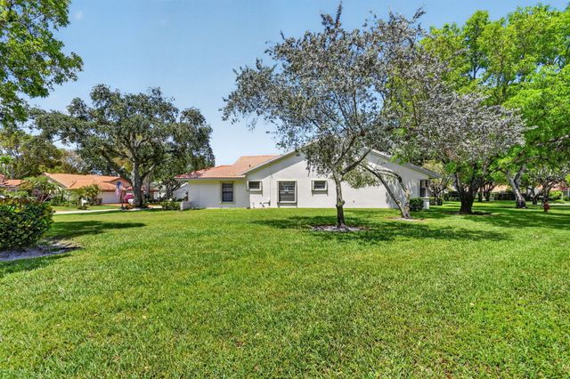 4810 Catamaran Circle, Boynton Beach, FL 33436