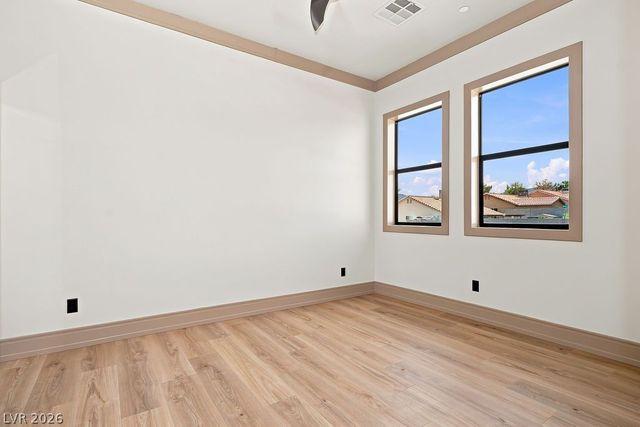 834 Waterloo Drive, Henderson, NV 89002