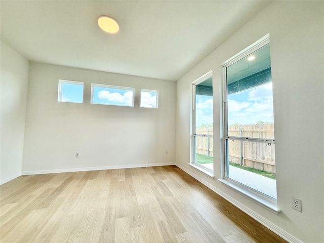 476 Young ST, Buda, TX 78610