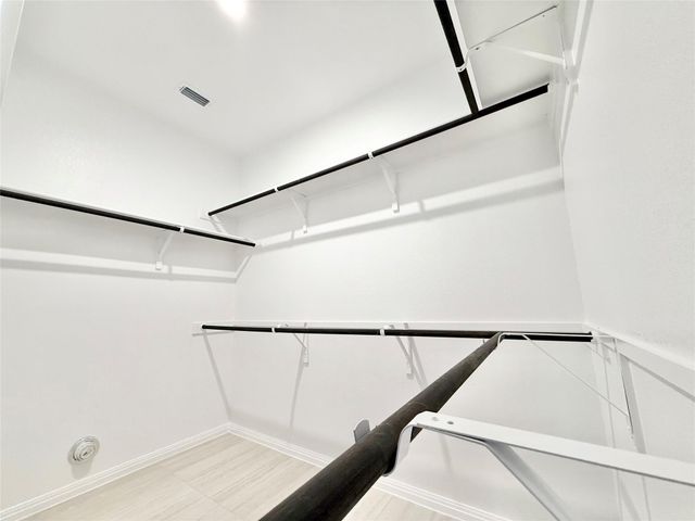 476 Young ST, Buda, TX 78610