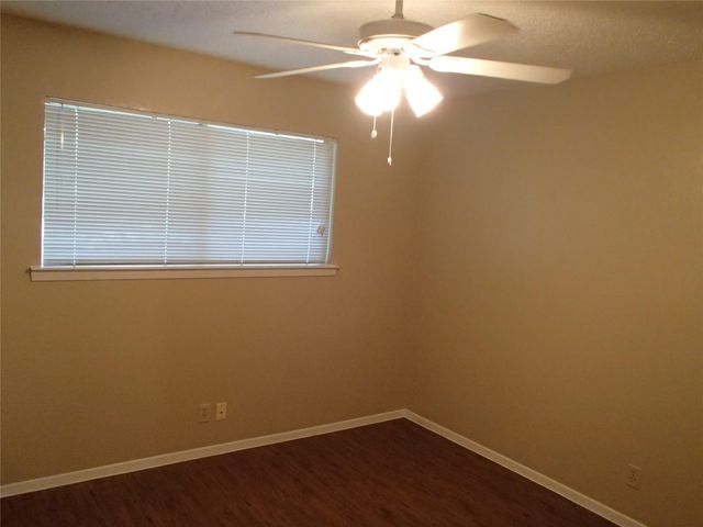 3702 Rocky Hollow TRL B, Georgetown, TX 78628