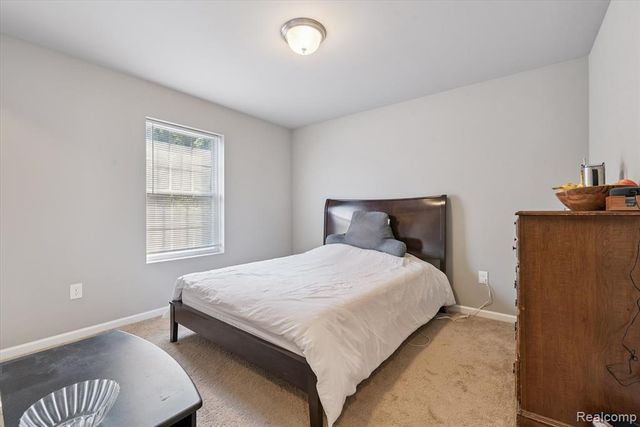 42811 Colonial Road, Belleville, MI 48111