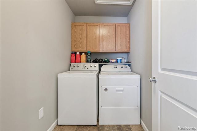 42811 Colonial Road, Belleville, MI 48111