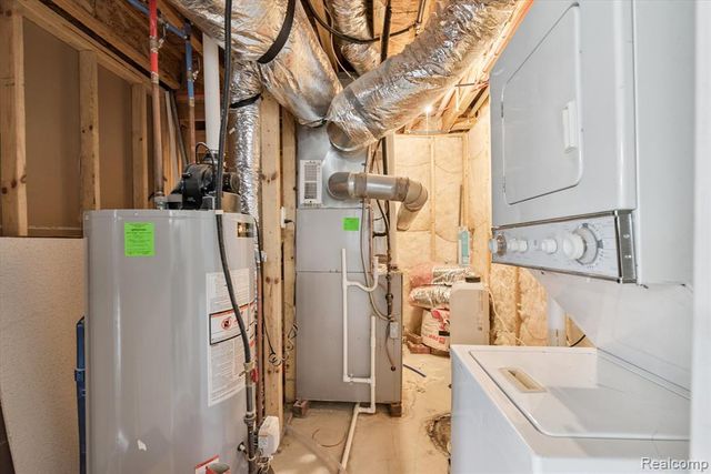 42811 Colonial Road, Belleville, MI 48111