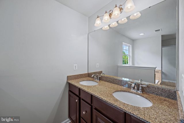 2105 FIELDBROOK LN, Mount Airy, MD 21771