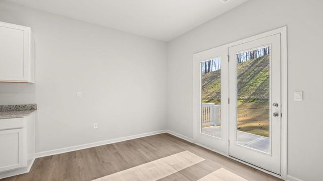 306 Creekview Way, Dallas, GA 30132