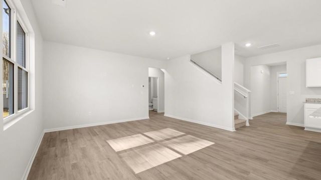 306 Creekview Way, Dallas, GA 30132