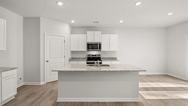 306 Creekview Way, Dallas, GA 30132