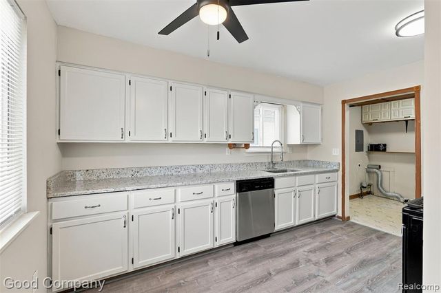 5888 Westlake Street, Taylor, MI 48180