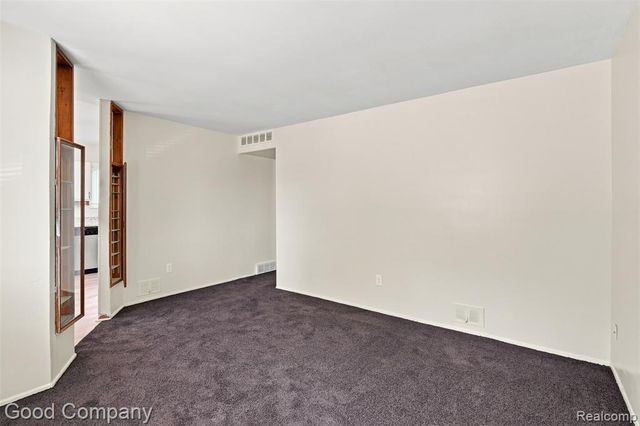 5888 Westlake Street, Taylor, MI 48180
