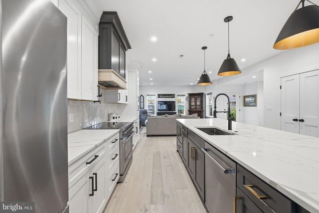 1422 HOWARD RD, Annapolis, MD 21403