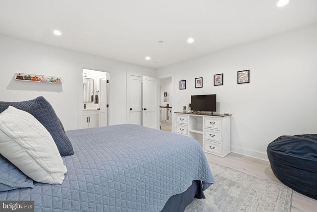 1422 HOWARD RD, Annapolis, MD 21403