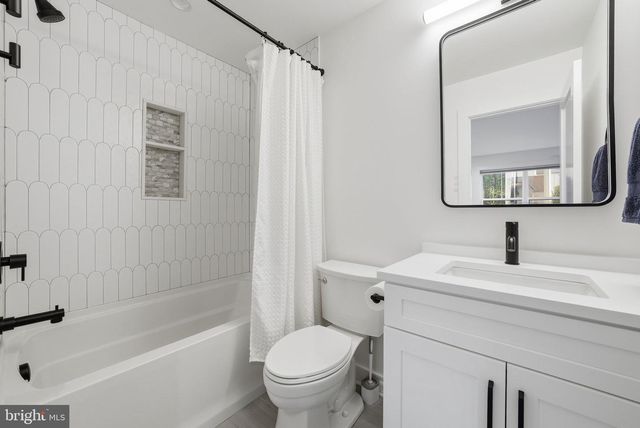 1422 HOWARD RD, Annapolis, MD 21403