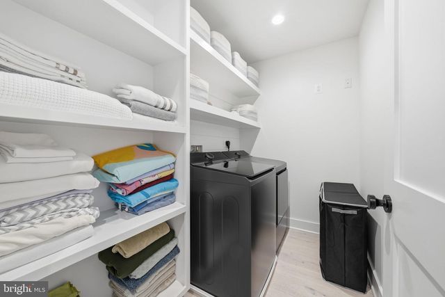 1422 HOWARD RD, Annapolis, MD 21403