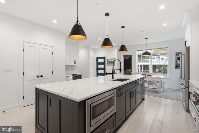 1422 HOWARD RD, Annapolis, MD 21403