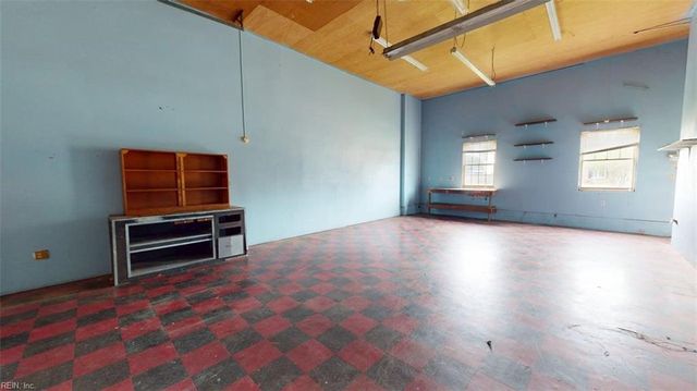 4401 Paul Jones LN, Virginia Beach, VA 23462