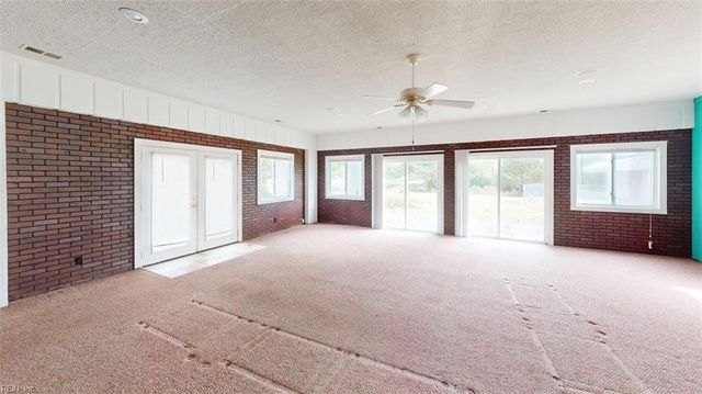 4401 Paul Jones LN, Virginia Beach, VA 23462