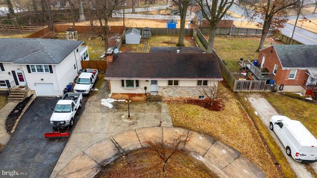 8413 OLD HARFORD RD, Parkville, MD 21234