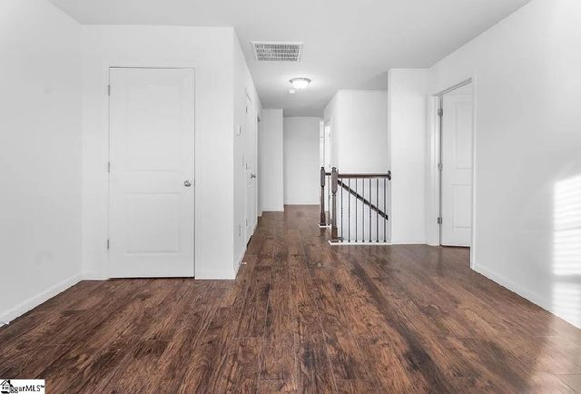 653 Highgarden Lane, Boiling Springs, SC 29316