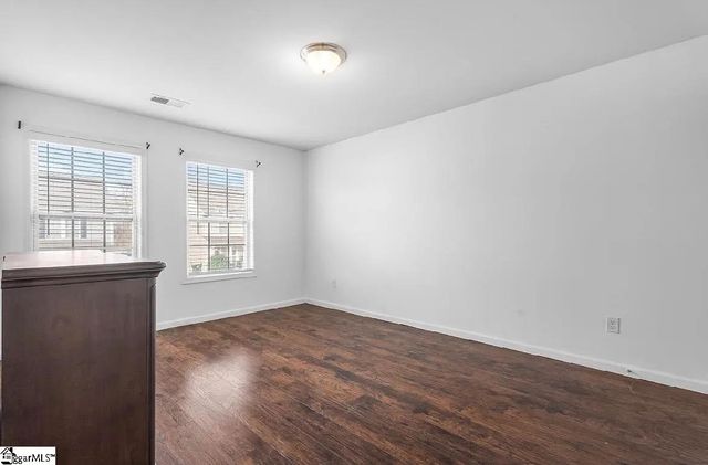 653 Highgarden Lane, Boiling Springs, SC 29316
