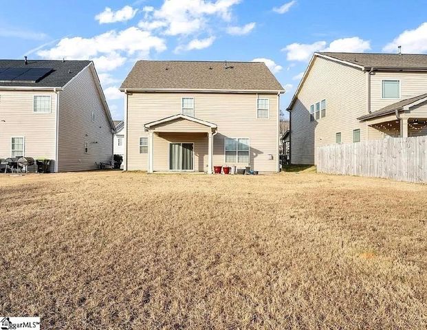 653 Highgarden Lane, Boiling Springs, SC 29316
