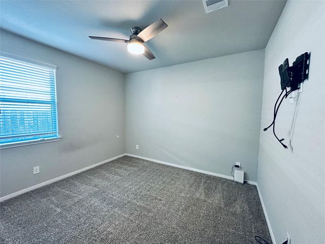 1217 Antelope Passing Drive, Montgomery, TX 77316