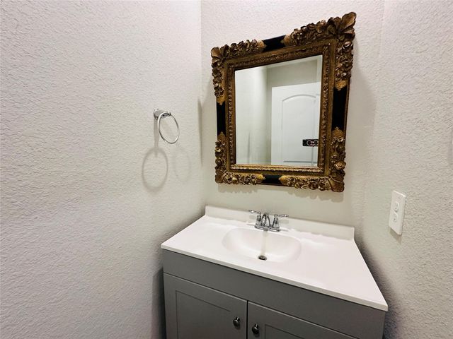 1217 Antelope Passing Drive, Montgomery, TX 77316