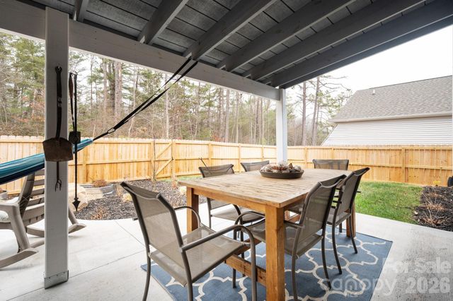 147 Ashelyn Park Drive, Fletcher, NC 28732