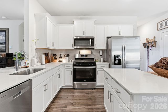 147 Ashelyn Park Drive, Fletcher, NC 28732