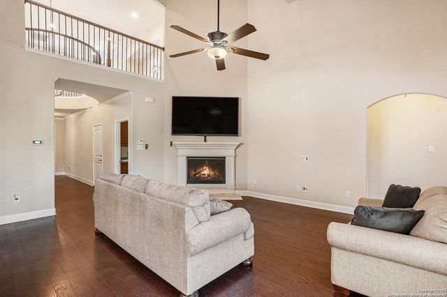 23223 Treemont, San Antonio, TX 78261