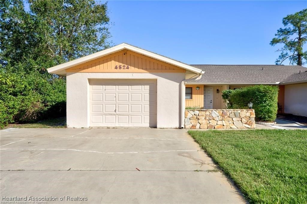 4524 Lafayette Avenue, Sebring, FL 33875