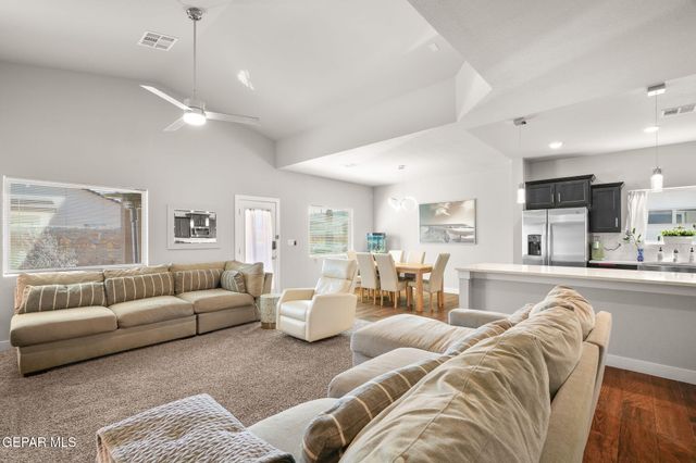 14820 MIKE A MENDOZA Avenue, El Paso, TX 79938