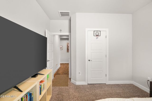 14820 MIKE A MENDOZA Avenue, El Paso, TX 79938